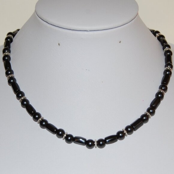 Magnetic Necklace,Hematite Necklace,Magnetic Beads Necklace,Heathy Necklace - Picture 1 of 4